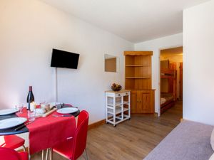 23837260-Ferienwohnung-4-Tignes-300x225-1