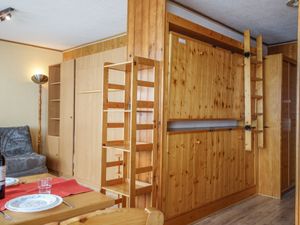 23841598-Ferienwohnung-4-Tignes-300x225-1