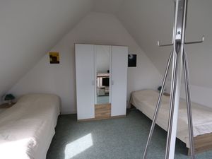 19073230-Ferienwohnung-4-Timmendorfer Strand-300x225-5