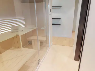 Luxusapartment nahe dem Strand – Erdgeschoss mit Terrasse und Sauna