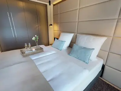 Luxus & Strandnah - Ferienapartment mit Balkon & Sauna in Timmendorfer Strand