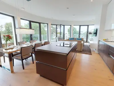 Luxus Ferienpenthouse mit Sauna und riesiger Dachterrasse in Strandlage