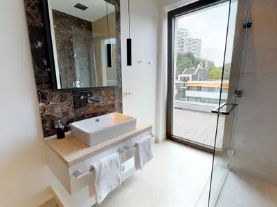Luxus Ferienpenthouse mit Sauna und riesiger Dachterrasse in Strandlage