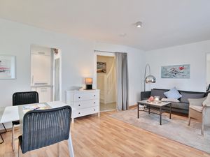 23971117-Ferienwohnung-2-Timmendorfer Strand-300x225-5