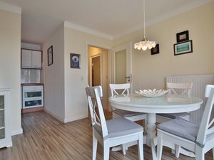 23971136-Ferienwohnung-4-Timmendorfer Strand-300x225-5