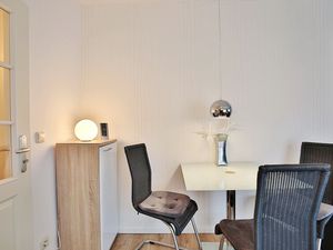 23971345-Ferienwohnung-3-Timmendorfer Strand-300x225-4