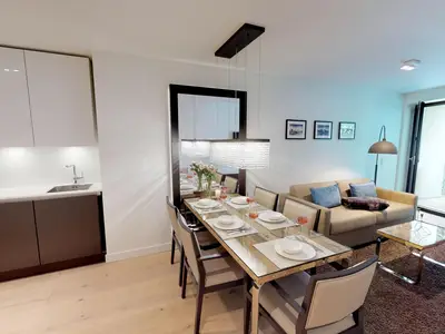 Exklusiv wohnen, nur Minuten vom Meer entfernt mit Balkon & eigener Sauna