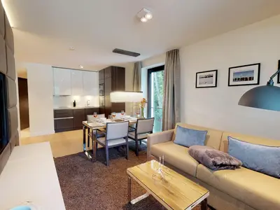 Elegantes Apartment mit Sauna, Balkon und Meer-Flair