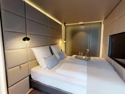 Elegantes Apartment mit Sauna, Balkon und Meer-Flair