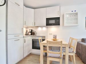 23971251-Ferienwohnung-4-Timmendorfer Strand-300x225-3