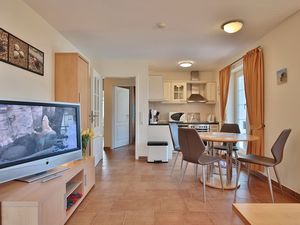 23971164-Ferienwohnung-4-Timmendorfer Strand-300x225-2