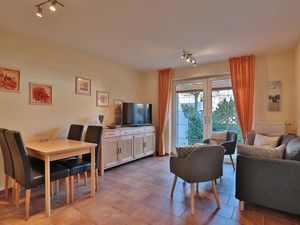 23971180-Ferienwohnung-4-Timmendorfer Strand-300x225-2