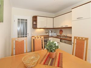 23971189-Ferienwohnung-5-Timmendorfer Strand-300x225-4