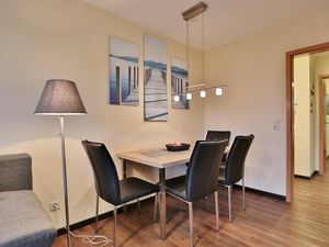 23971224-Ferienwohnung-4-Timmendorfer Strand-300x225-3