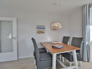 23971237-Ferienwohnung-3-Timmendorfer Strand-300x225-4