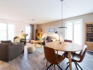 23971254-Ferienwohnung-4-Timmendorfer Strand-300x225-5