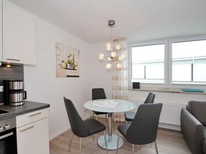 23971278-Ferienwohnung-4-Timmendorfer Strand-300x225-2