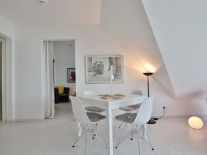 23971381-Ferienwohnung-4-Timmendorfer Strand-300x225-3