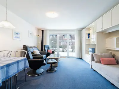 Wohnzimmer, Fernseher, Couch, Sofa, Esstisch, Sitzecke