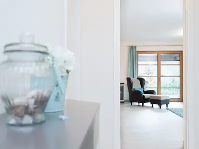 Wohnzimmer, Fernseher, Couch, Sofa, Esstisch, Kommode