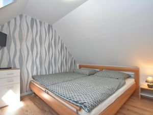 23162915-Ferienwohnung-4-Timmenrode-300x225-2