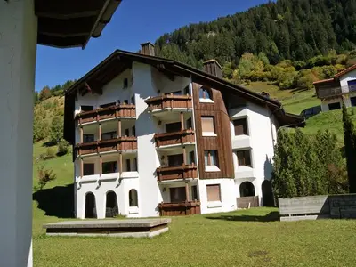 Ferienwohnung für 4 Personen (54 m²) in Tinizong 1/10