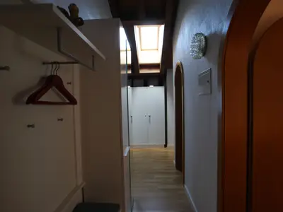 Eingang mit  Garderobe