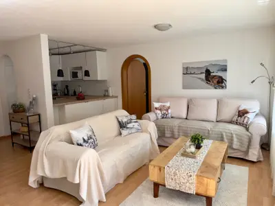 Wohnzimmer_neu2