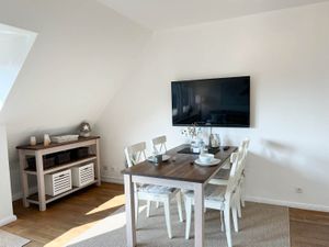 24059611-Ferienwohnung-4-Tinnum (Sylt)-300x225-4