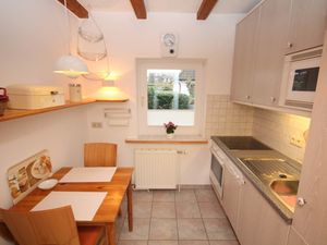 24059701-Ferienwohnung-4-Tinnum (Sylt)-300x225-2