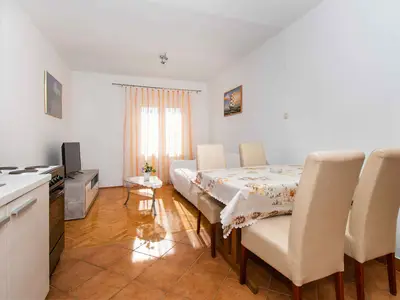 Ferienwohnung für 5 Personen (50 m²) in Tijesno 5/10