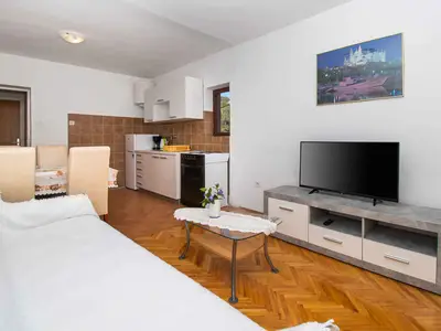 Ferienwohnung für 5 Personen (50 m²) in Tijesno 6/10