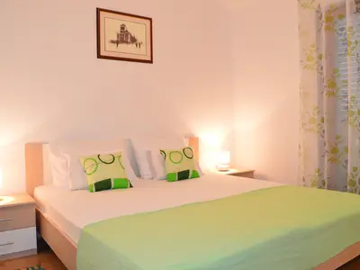 Ferienwohnung für 3 Personen (42 m²) in Tijesno 1/10