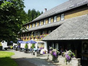 19052141-Ferienwohnung-5-Titisee-Neustadt-300x225-3