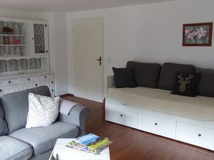 19380227-Ferienwohnung-4-Titisee-Neustadt-300x225-4