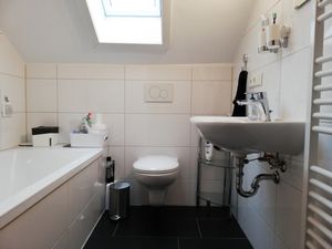 23461790-Ferienwohnung-3-Titisee-Neustadt-300x225-5