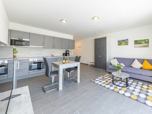 22512457-Ferienwohnung-3-Titisee-Neustadt-300x225-2