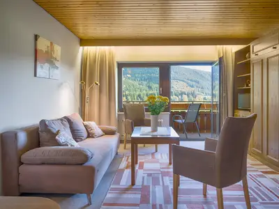 Ferienwohnung für 3 Personen (33 m²) in Titisee-Neustadt 1/10