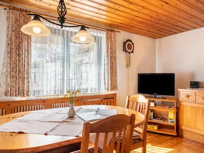 Photo, INSIDE, OUTSIDE