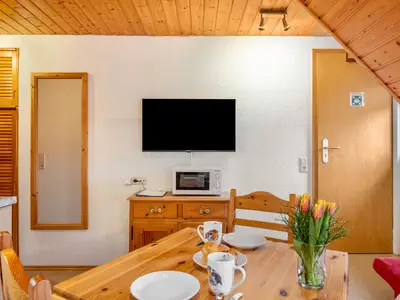 Photo, INSIDE, OUTSIDE