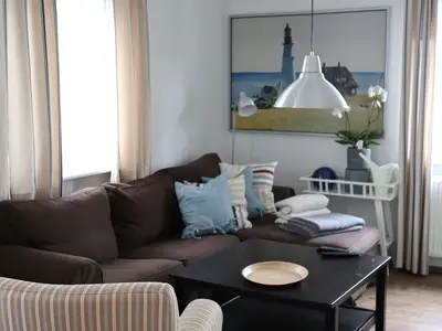 Photo, INSIDE, OUTSIDE