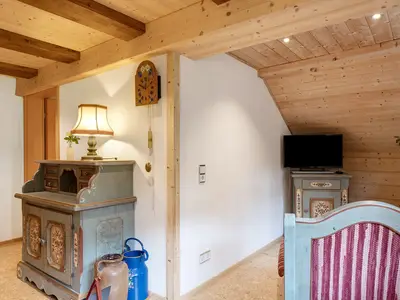 Photo, INSIDE, OUTSIDE