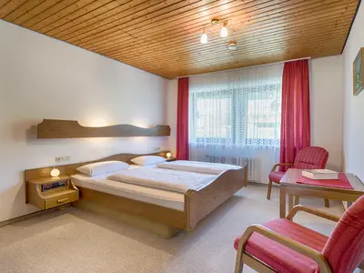 Ferienwohnung für 5 Personen (72 m²) in Titisee-Neustadt 1/10