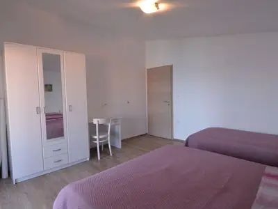 Ferienwohnung für 5 Personen in Tkon 9/10
