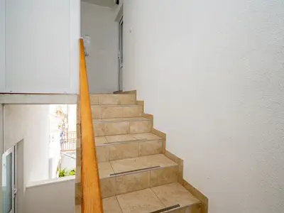 Ferienwohnung für 3 Personen in Tkon 8/10