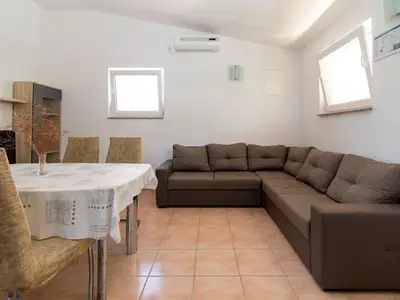 Ferienwohnung für 4 Personen in Tkon 4/10