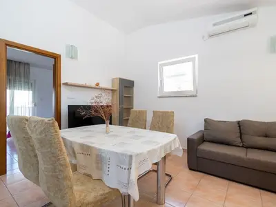 Ferienwohnung für 4 Personen in Tkon 6/10