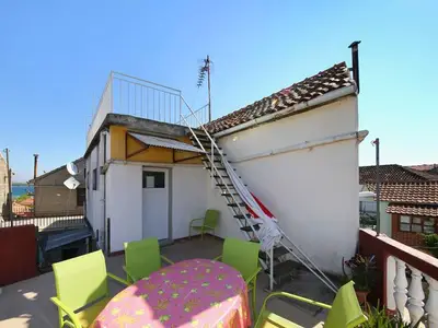 Ferienwohnung für 6 Personen in Tkon 3/10