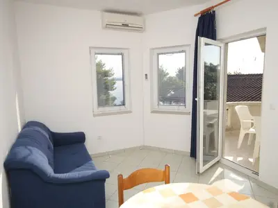 Ferienwohnung für 6 Personen in Tkon 9/10