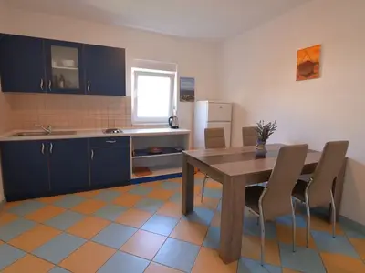 Ferienwohnung für 5 Personen in Tkon 7/10